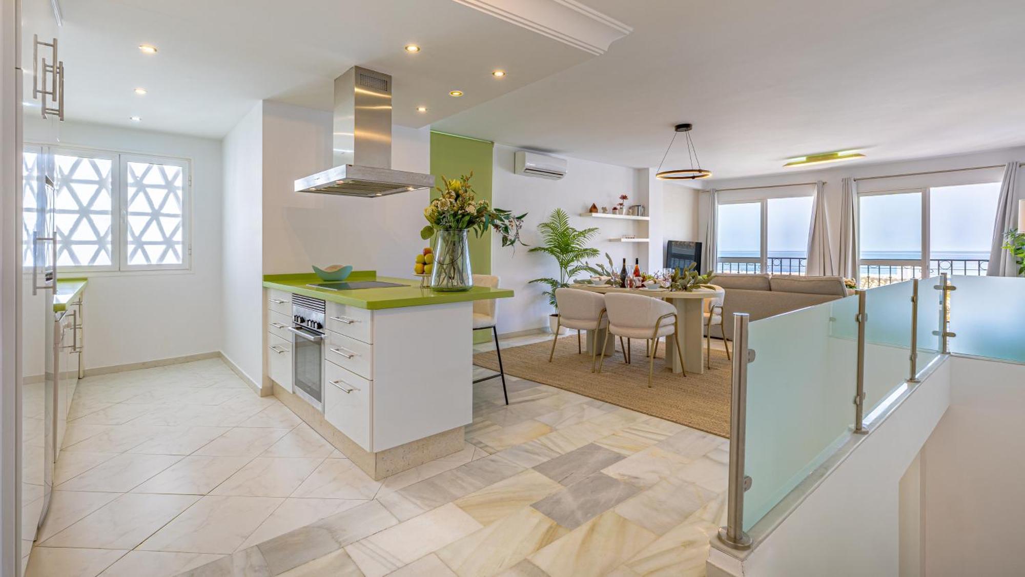 Vacation Marbella I Sea Views, 24-7 Security, Parking, Walk To Everything In Luxurious Puerto Banus Eksteriør billede